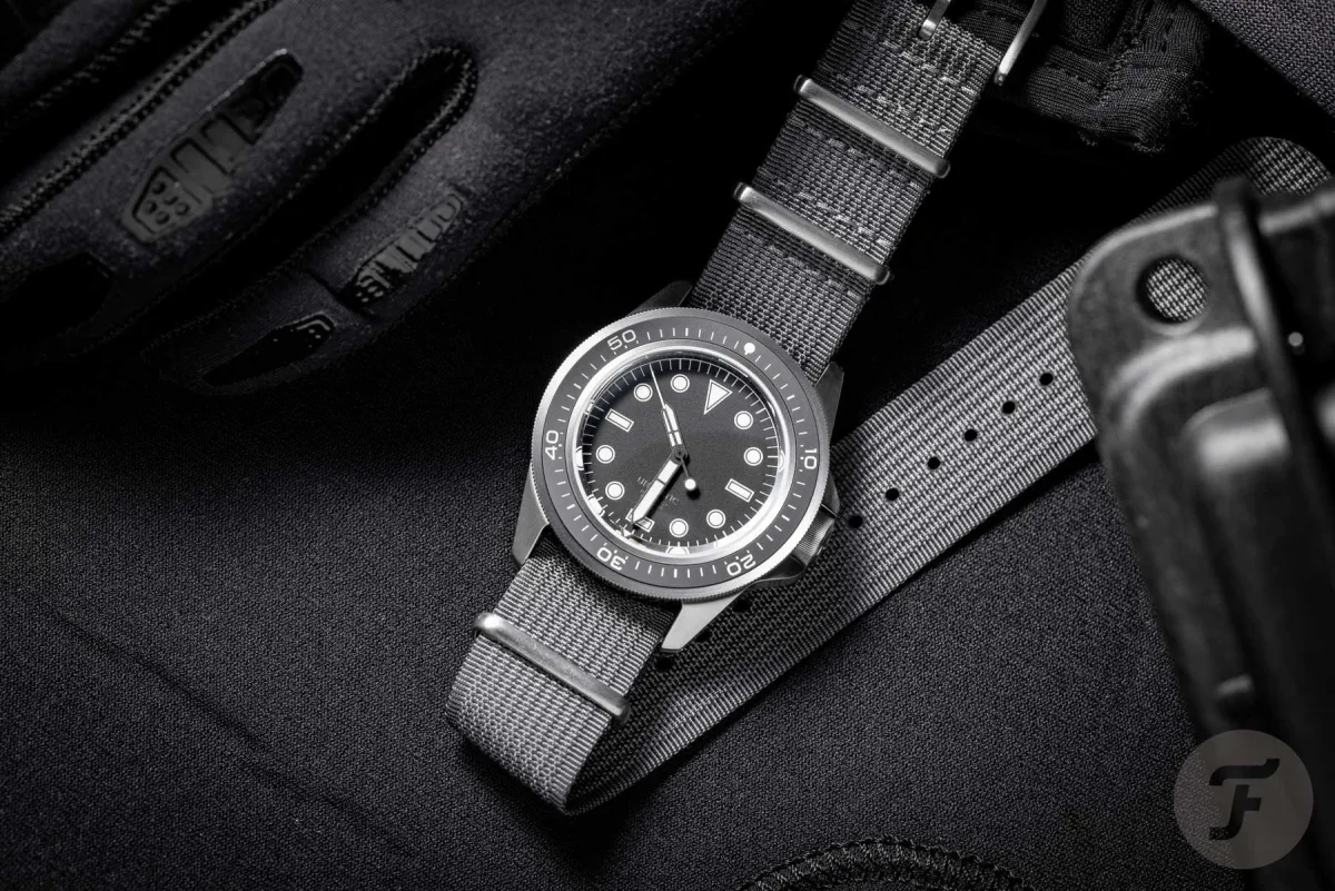 Unimatic Modello Uno U1S-PD5 bezel and dial