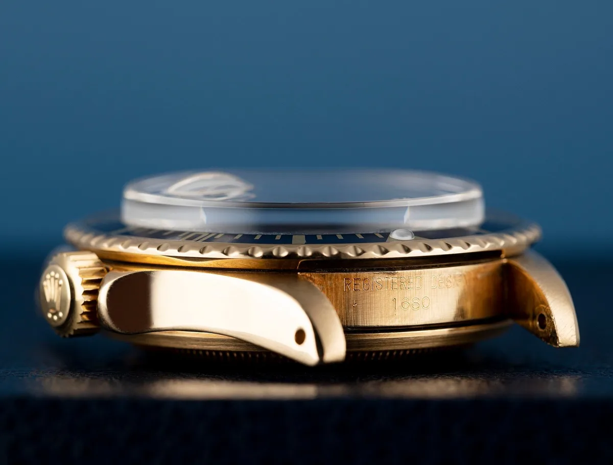 Close-up of Rolex Submariner Date ref. 1680/8