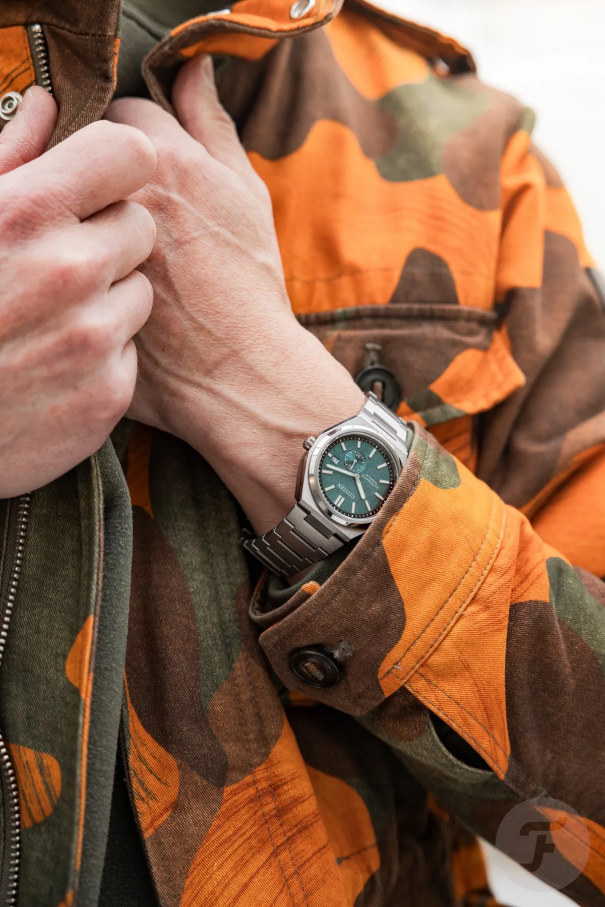 Movement details of Citizen Super Titanium Automatic Small Seconds through caseback