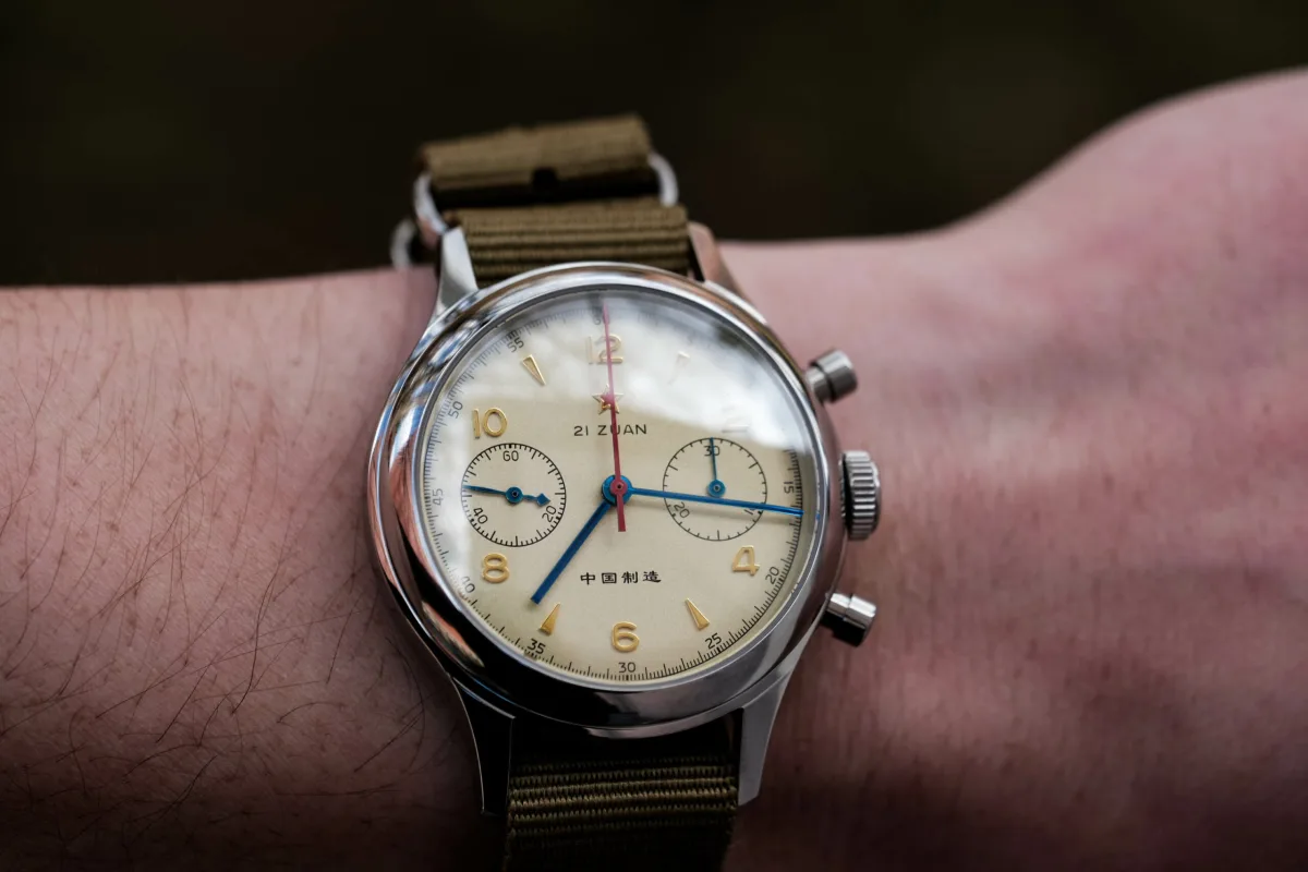 Seagull 1963 watch with cream-colored dial
