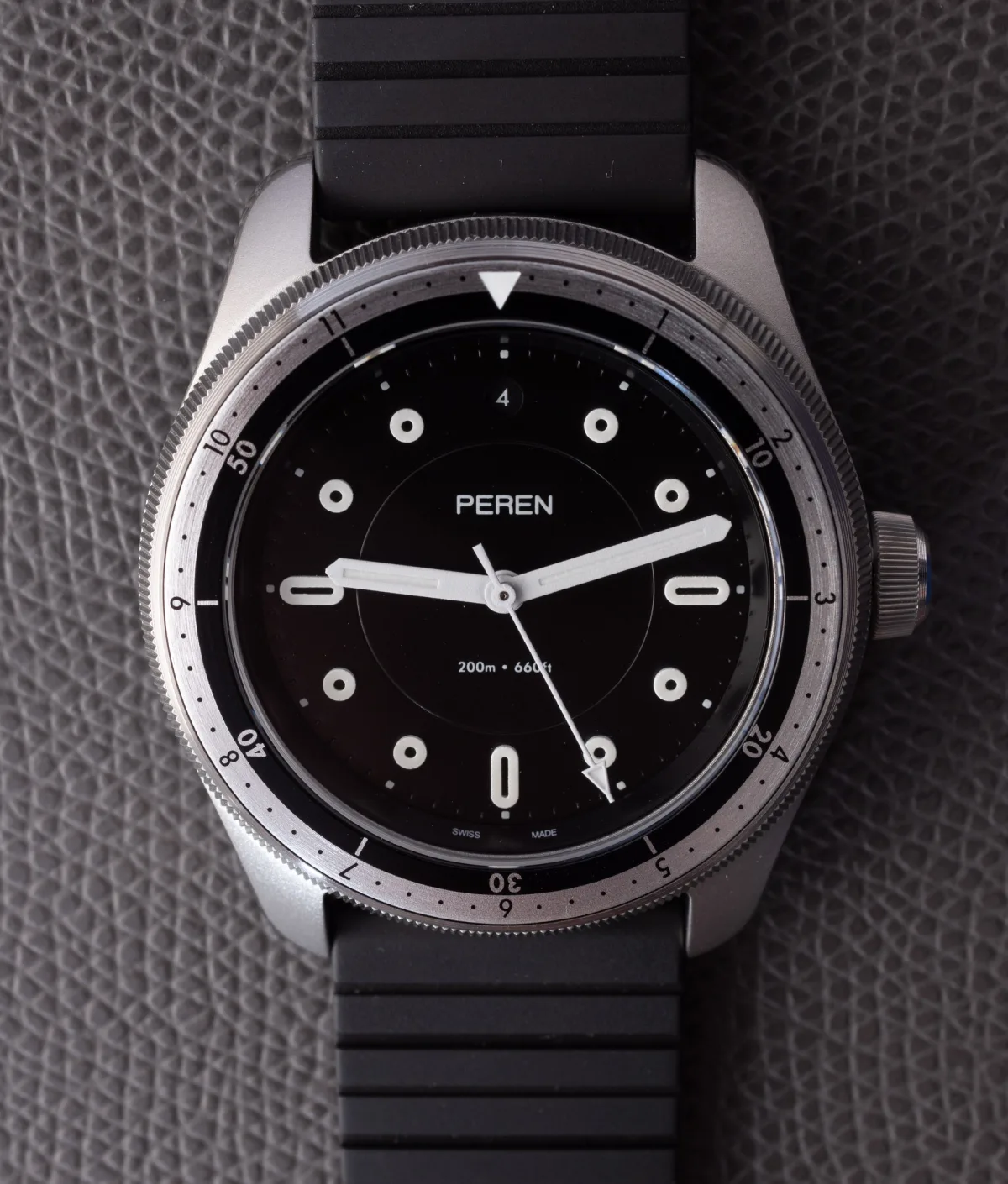 Peren Regia X watch front view