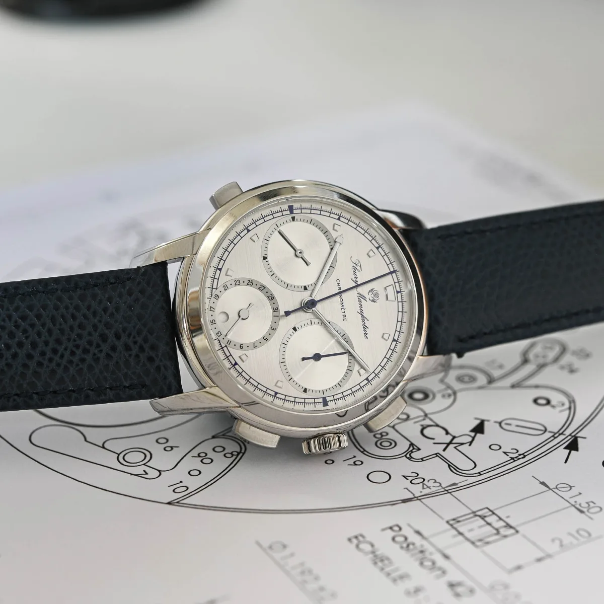 Fleury FXR-4 chronograph dial with modern design