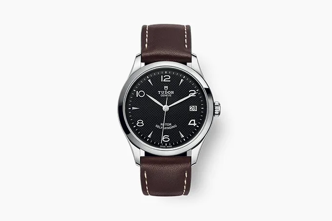 Tudor 1926 model with automatic movement