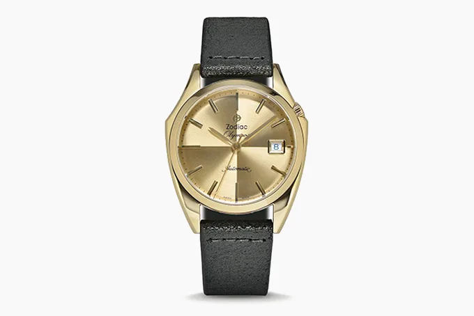 Zodiac Olympos with manta ray-shaped case