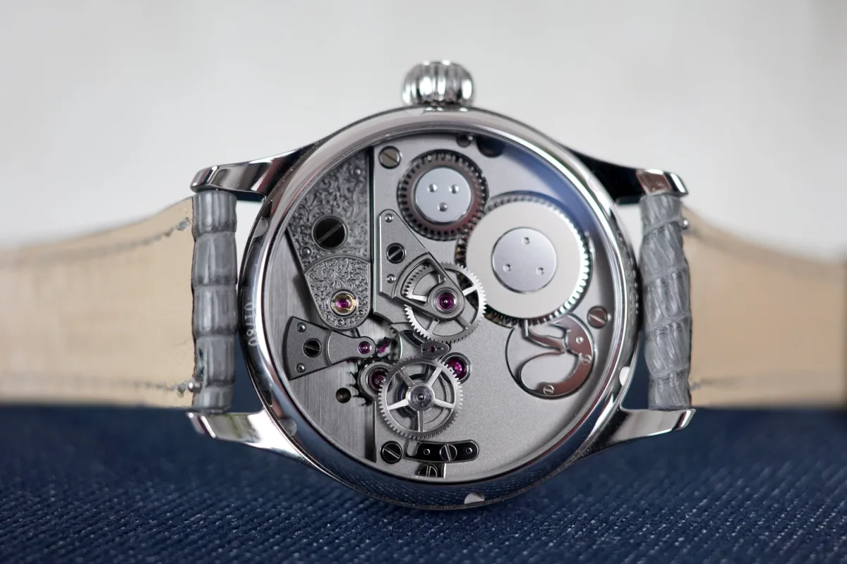 Close-up of Garrick S2 movement DB-G06
