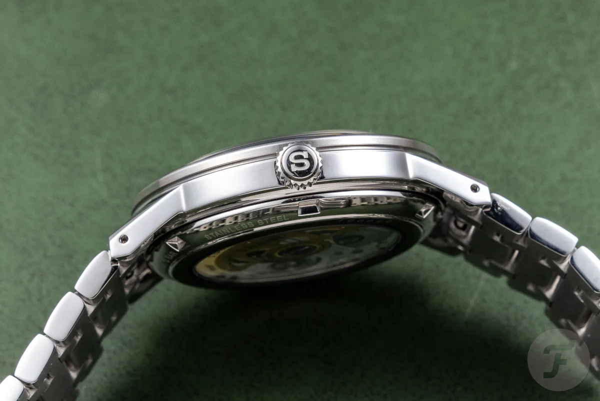 Close-up of Seiko Presage Style60 SRPL07