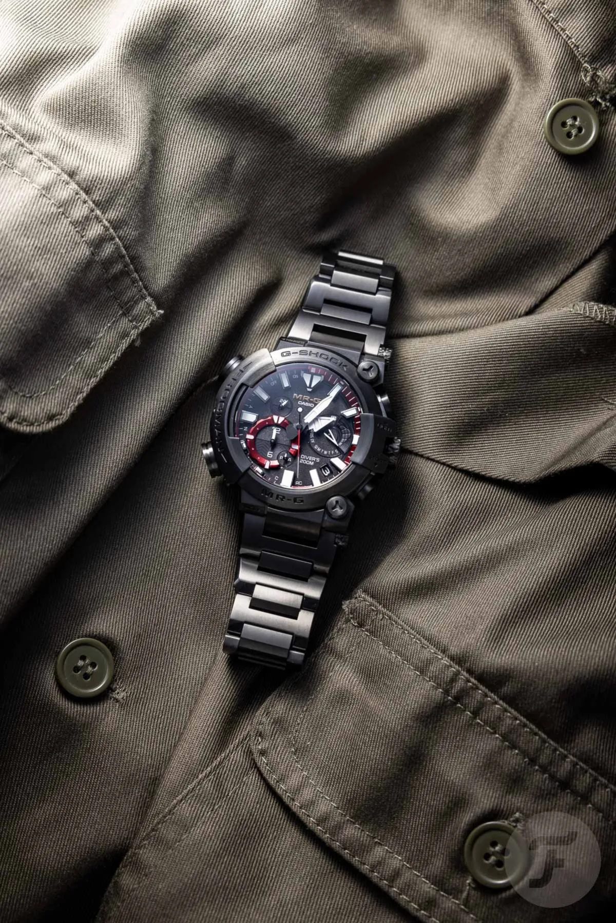 Rear sapphire crystal of Casio Frogman MRG-BF1000B-1A