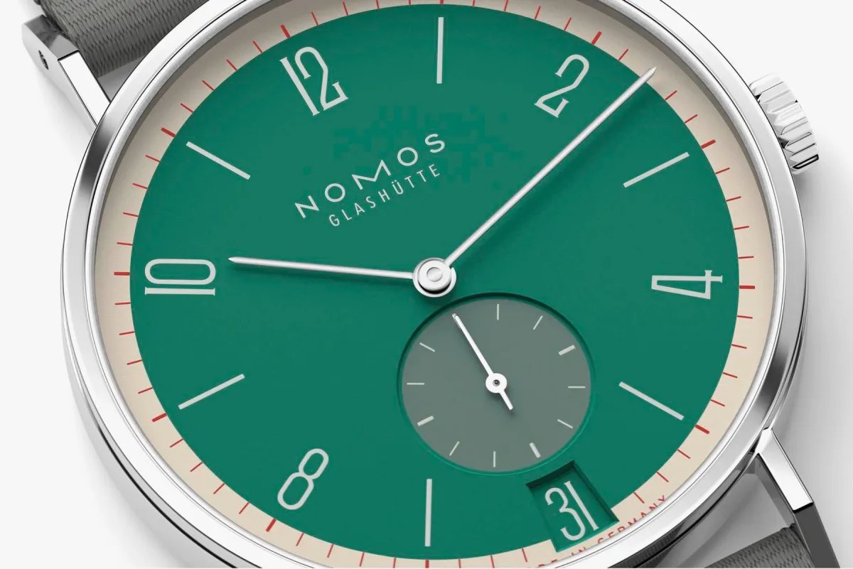Nomos Tangente 38 Date Schlossgrün watch