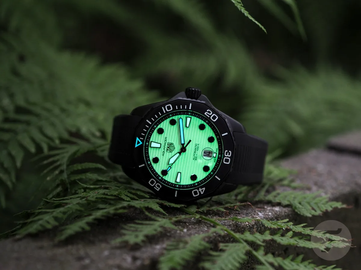 TAG Heuer Aquaracer Professional 300 Date Night Diver watch