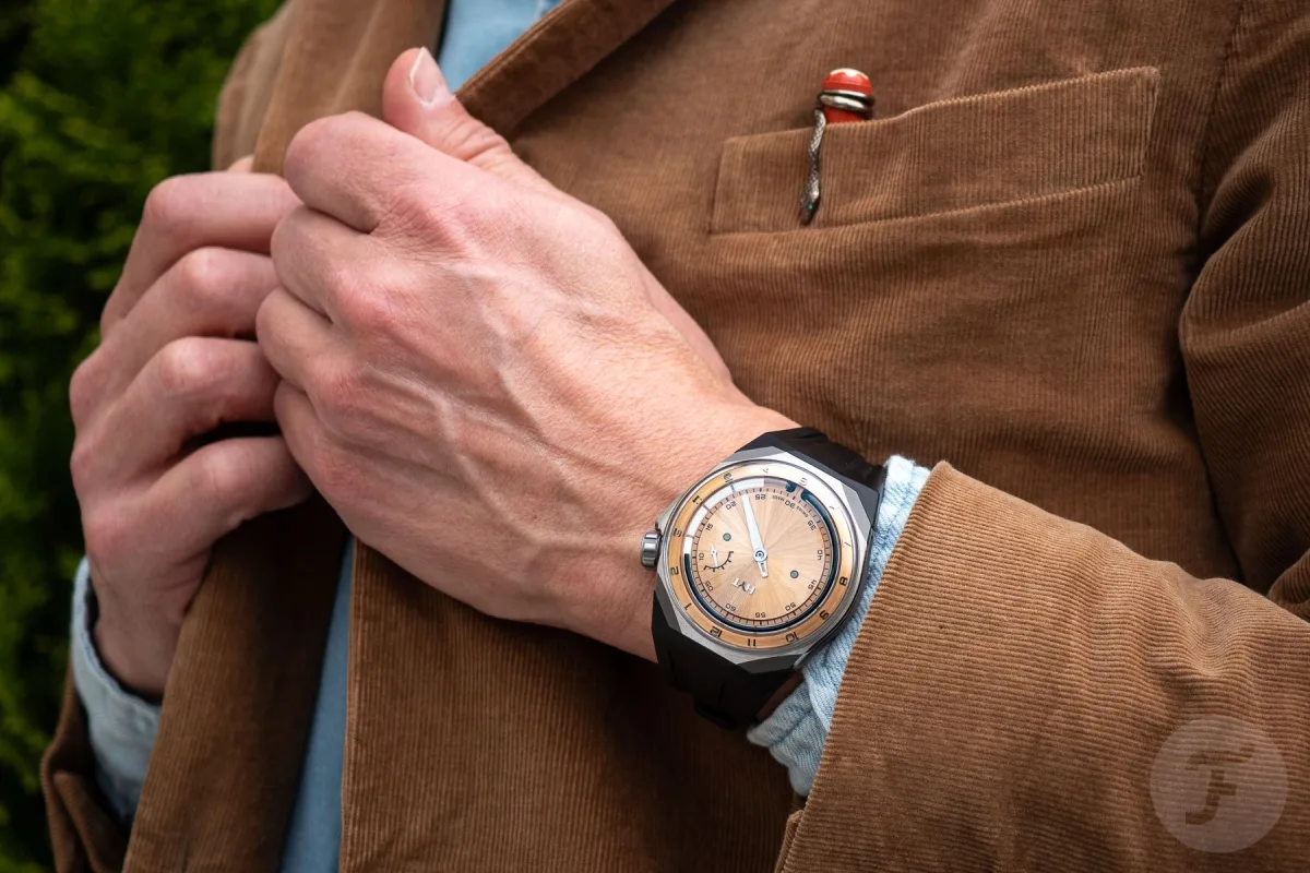 HYT T1 movement showcasing sandblasted and matte finishes