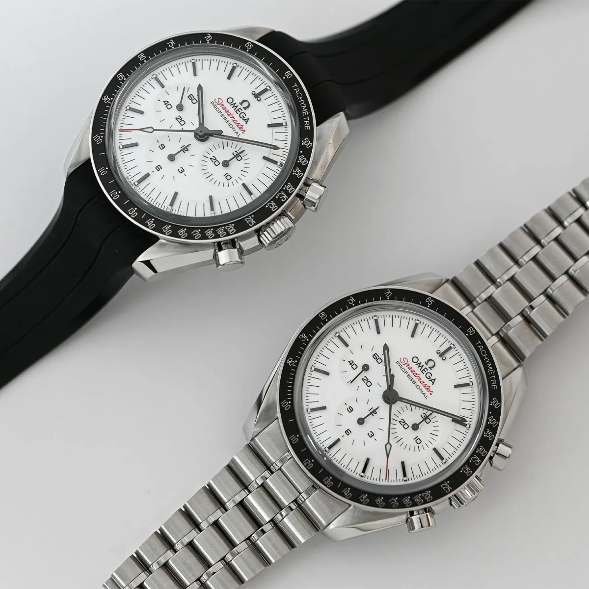 Detailed view of Albino Speedmaster white dial