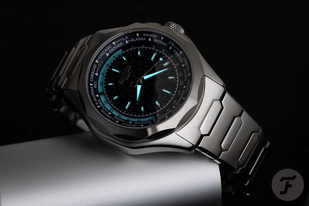 Lesablier LS-04 Travelgraph on the wrist