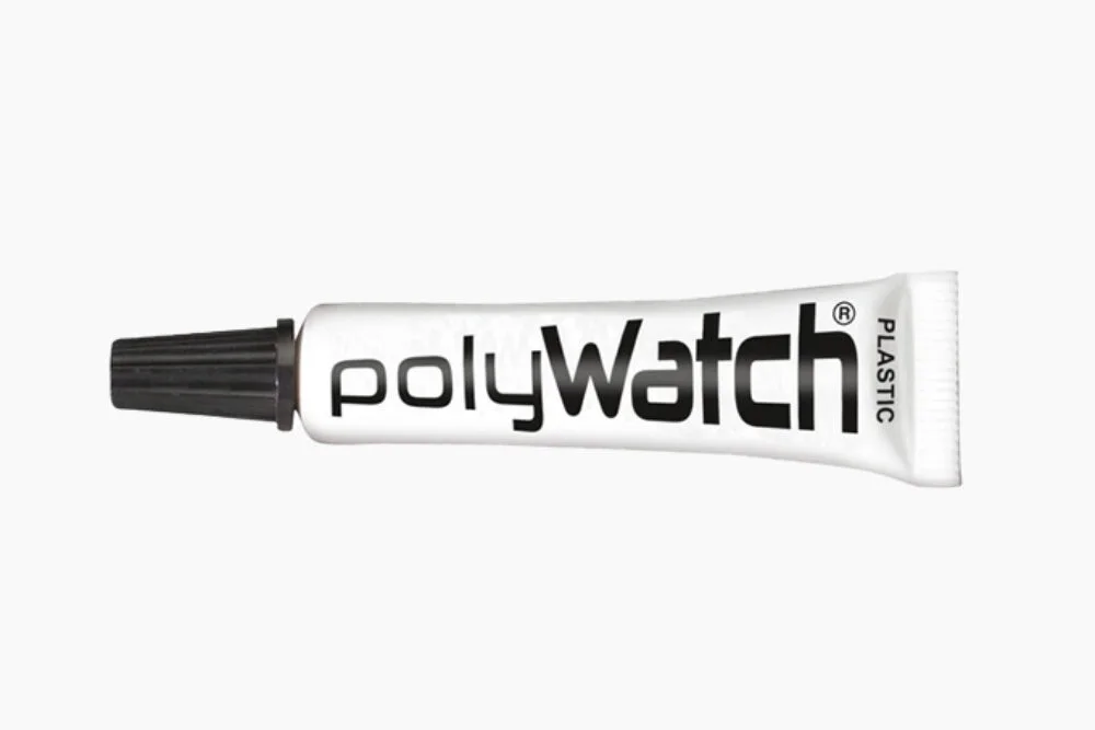 Polywatch tube for removing scratches from plastic crystals