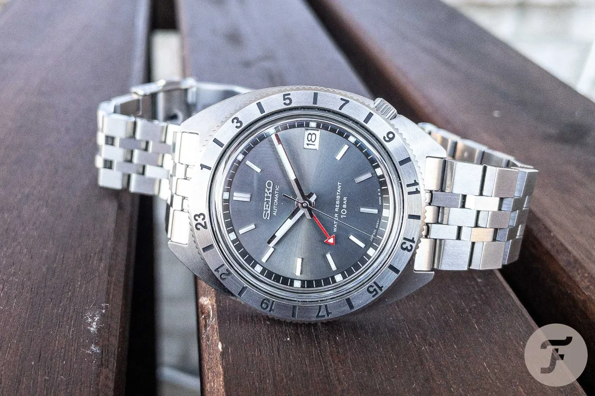 Seiko SPB411 Navigator Timer Reissue watch