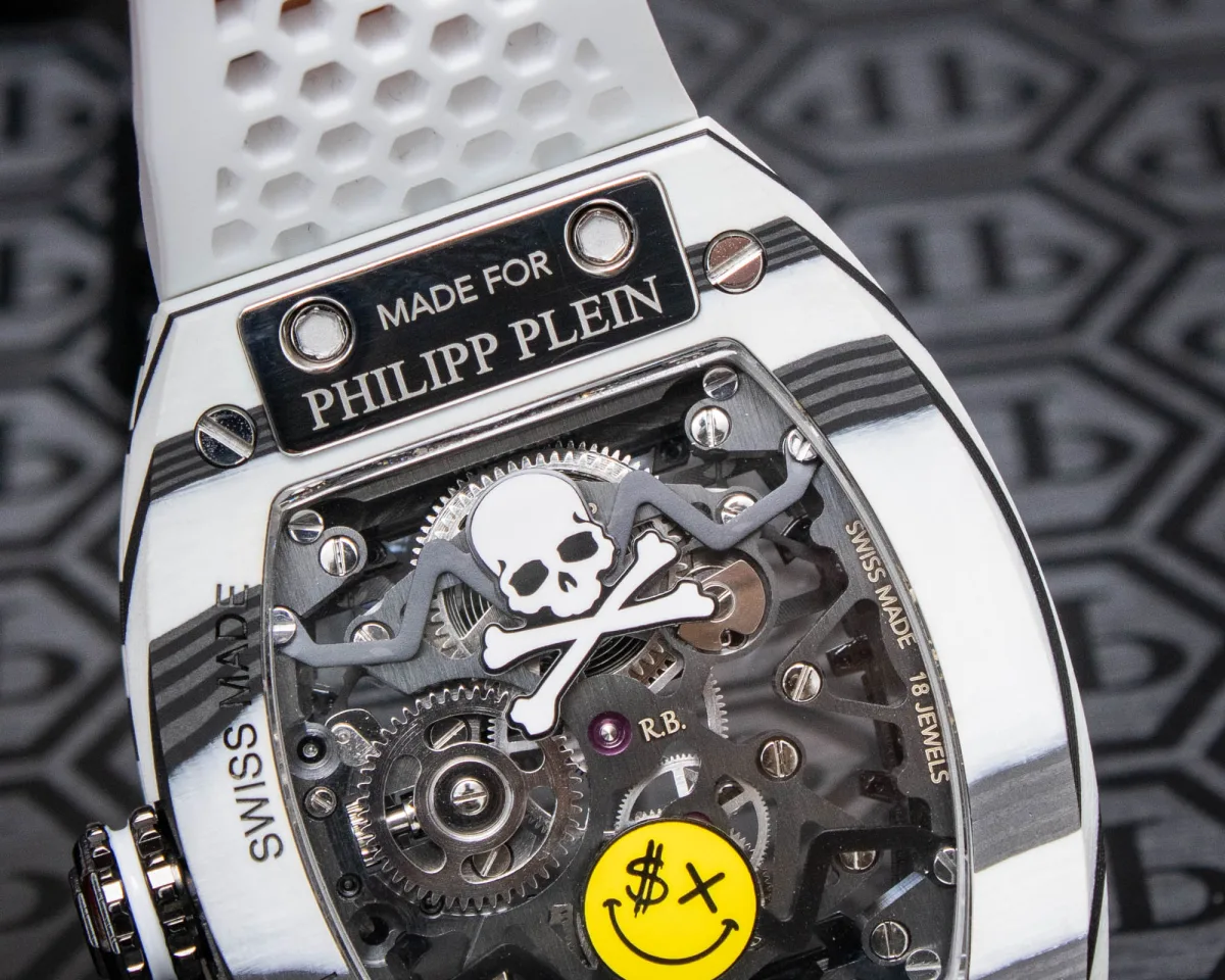 Material options for Philipp Plein Crypto King straps