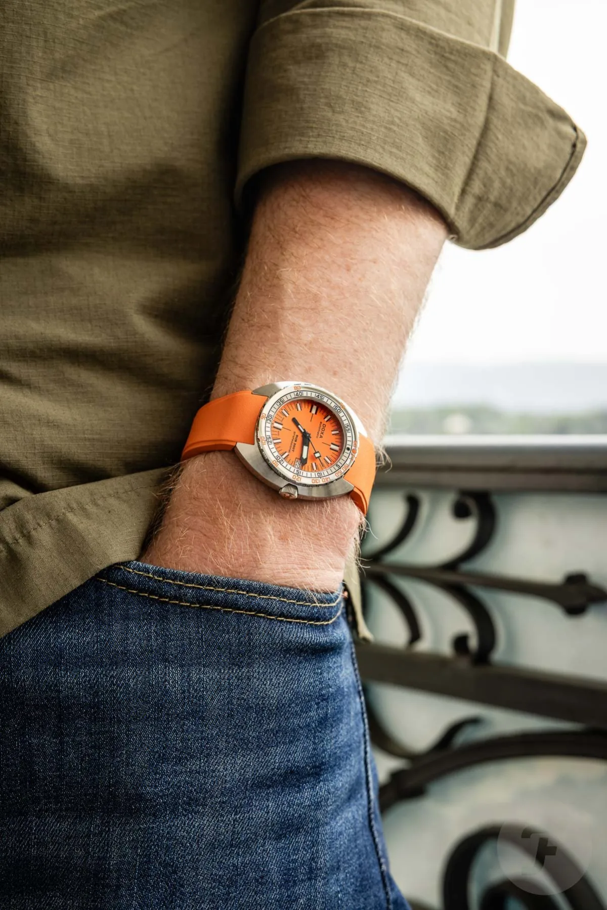 Doxa Sub 200T C-shaped case and bezel
