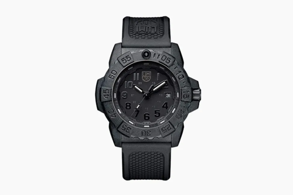 Luminox Navy SEAL 3501 tactical watch in black.