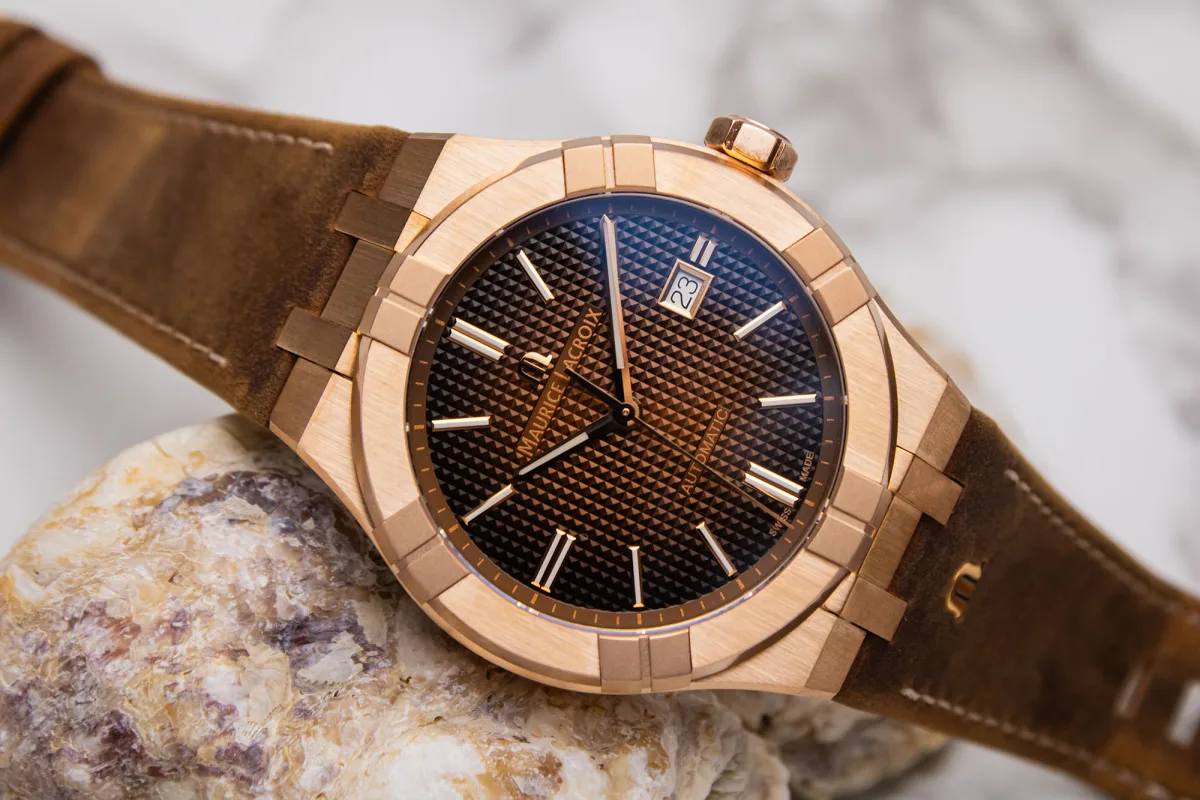Close-up of Maurice Lacroix Aikon Automatic Bronze movement ML 115