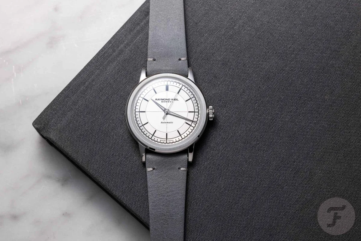 Side view of Raymond Weil Millesime watch