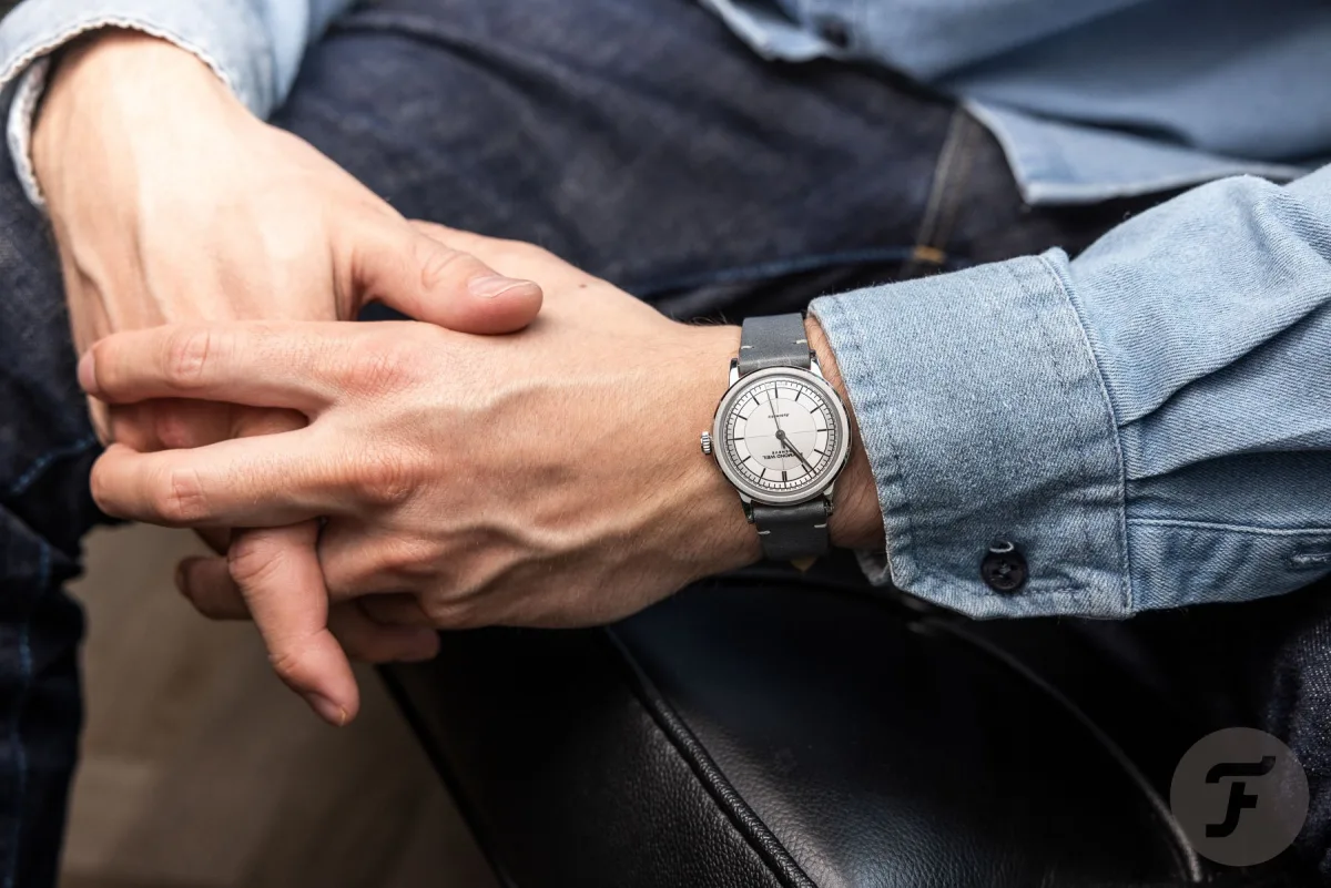 Close-up of Raymond Weil Millesime hands and dial