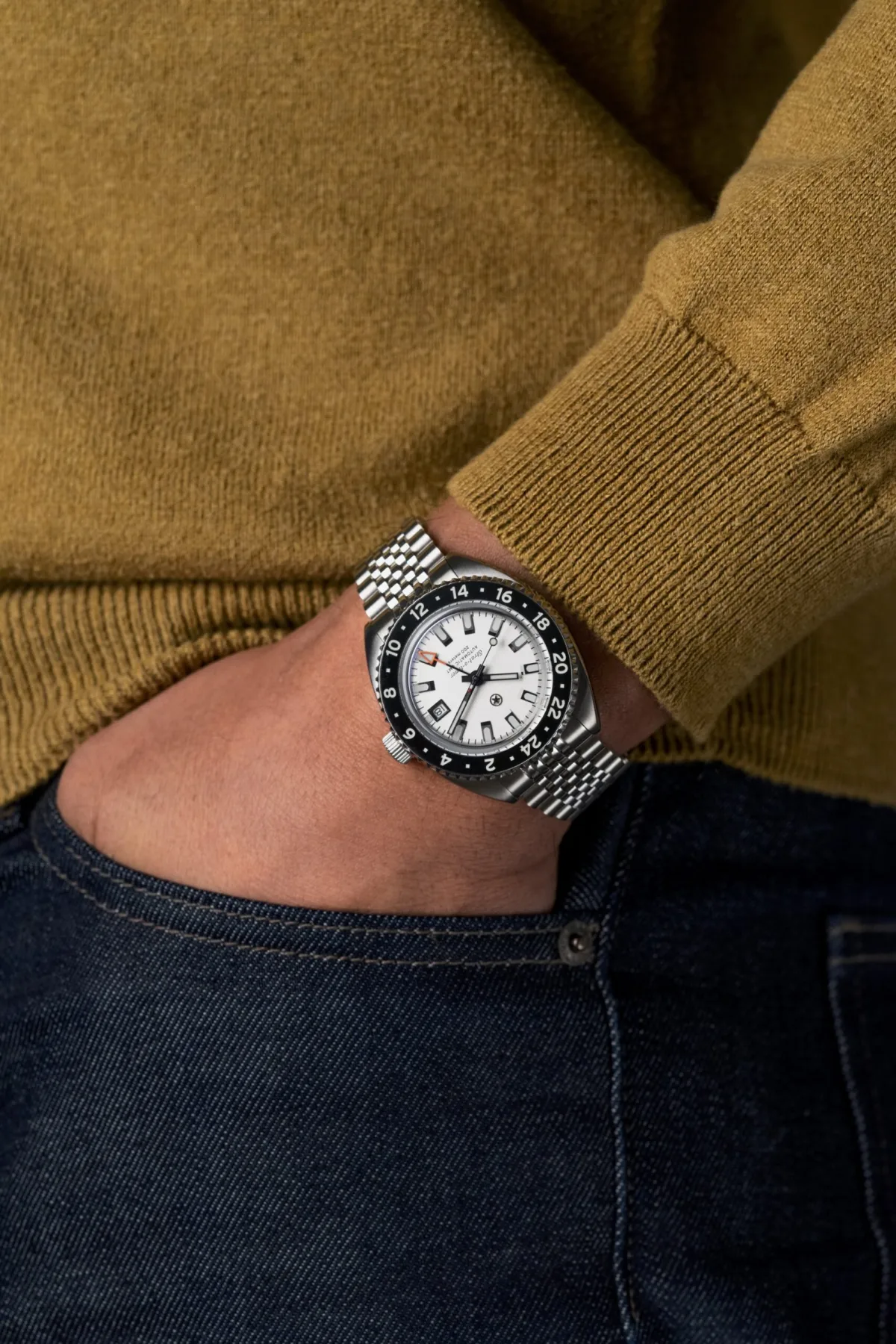 Jubilee-style bracelet of the Strat-o-timer GMT