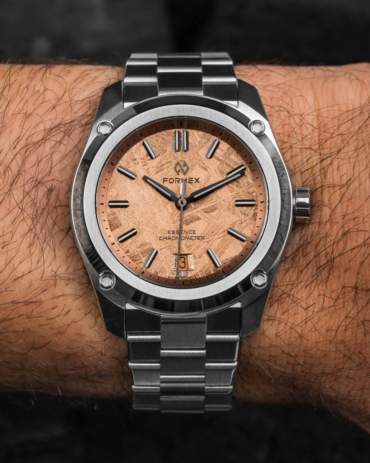 Side view of Formex Essence 39mm Space Gold