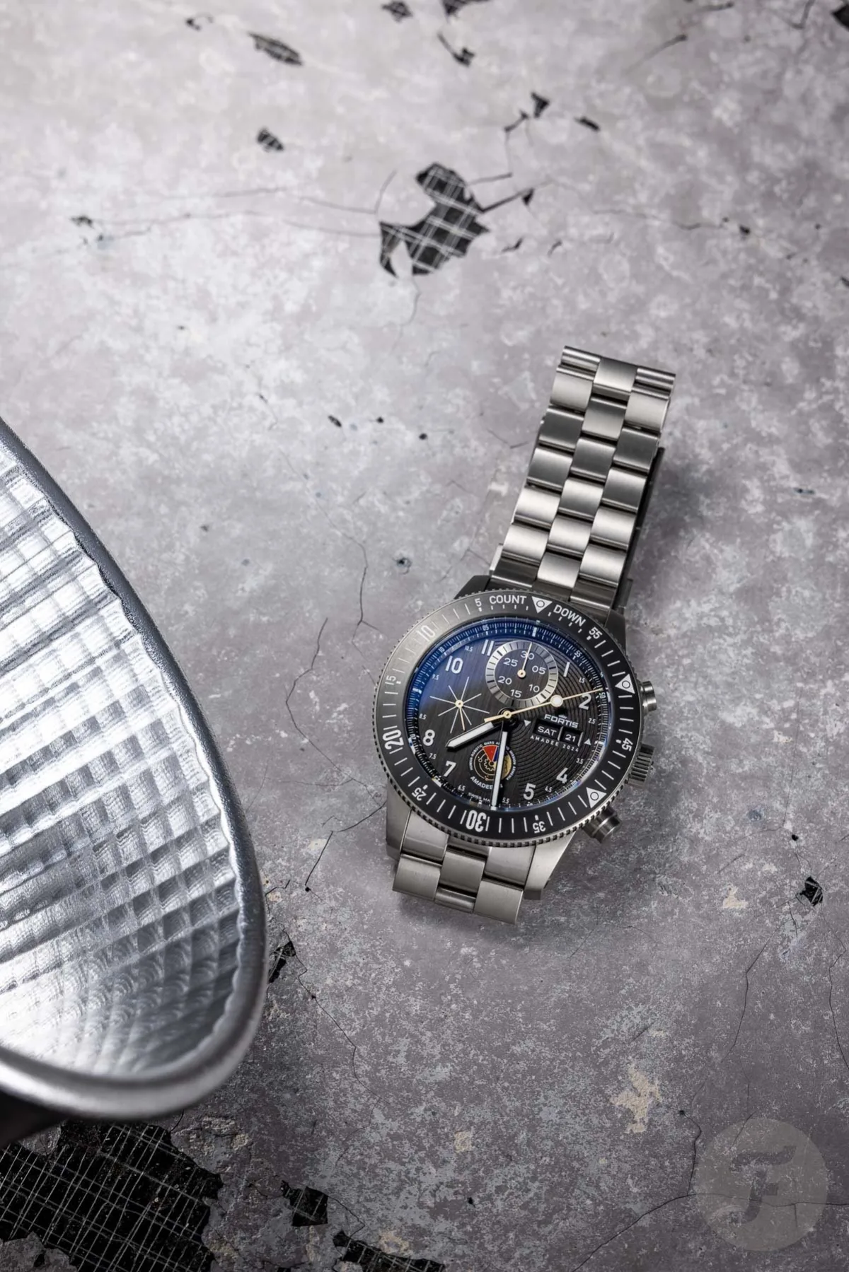 Fortis Novonaut AMADEE-24 crown and adjustment