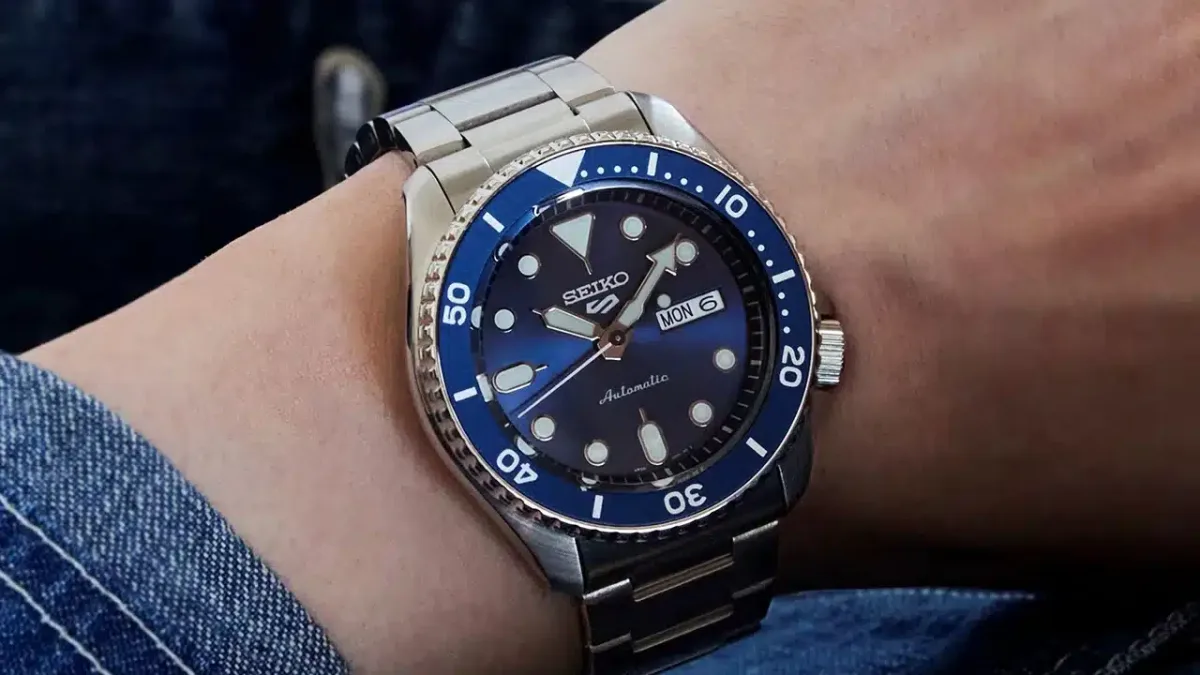 Seiko solar-powered movement in Prospex Air Diver’s Chronograph