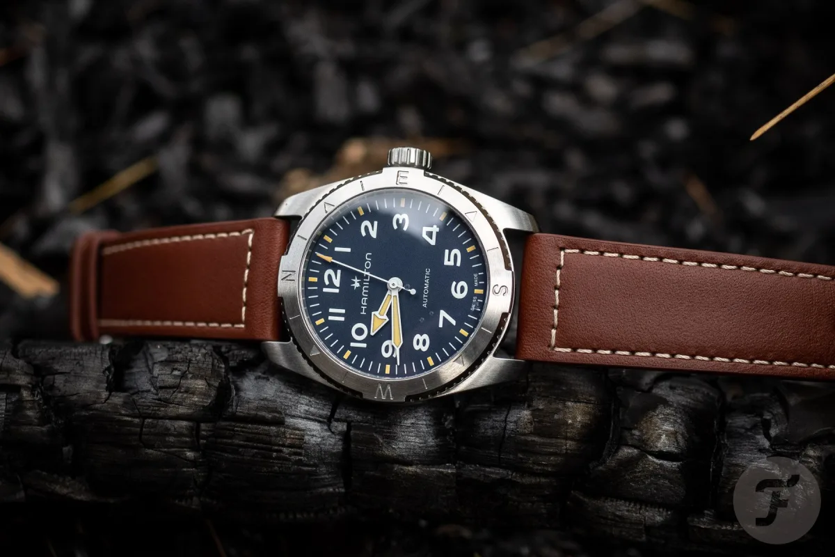 Hamilton Khaki Field Expedition with beige lume and white numbers