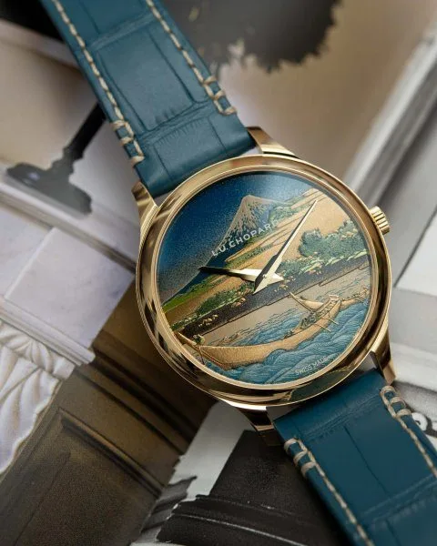 18-karat yellow gold case of Chopard L.U.C XP Urushi Ukiyo-e