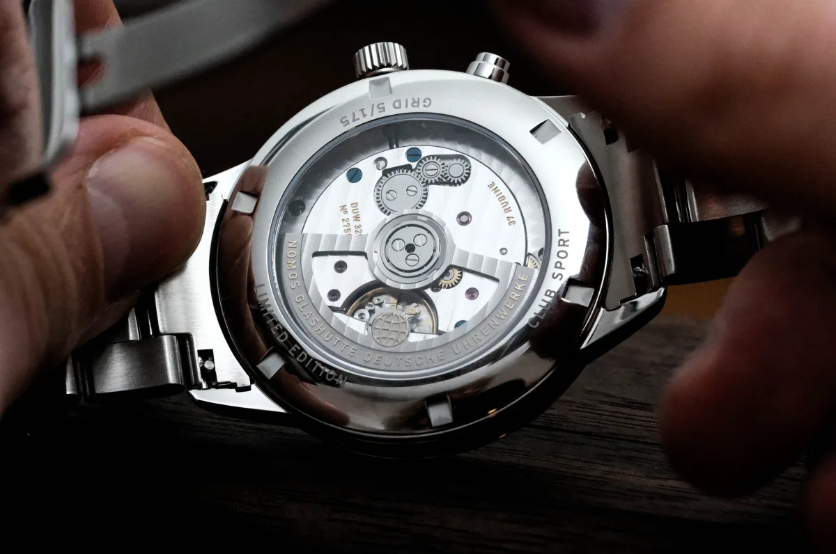 Nomos Club Sport Neomatik Worldtimer movement DUW 3202 through case back