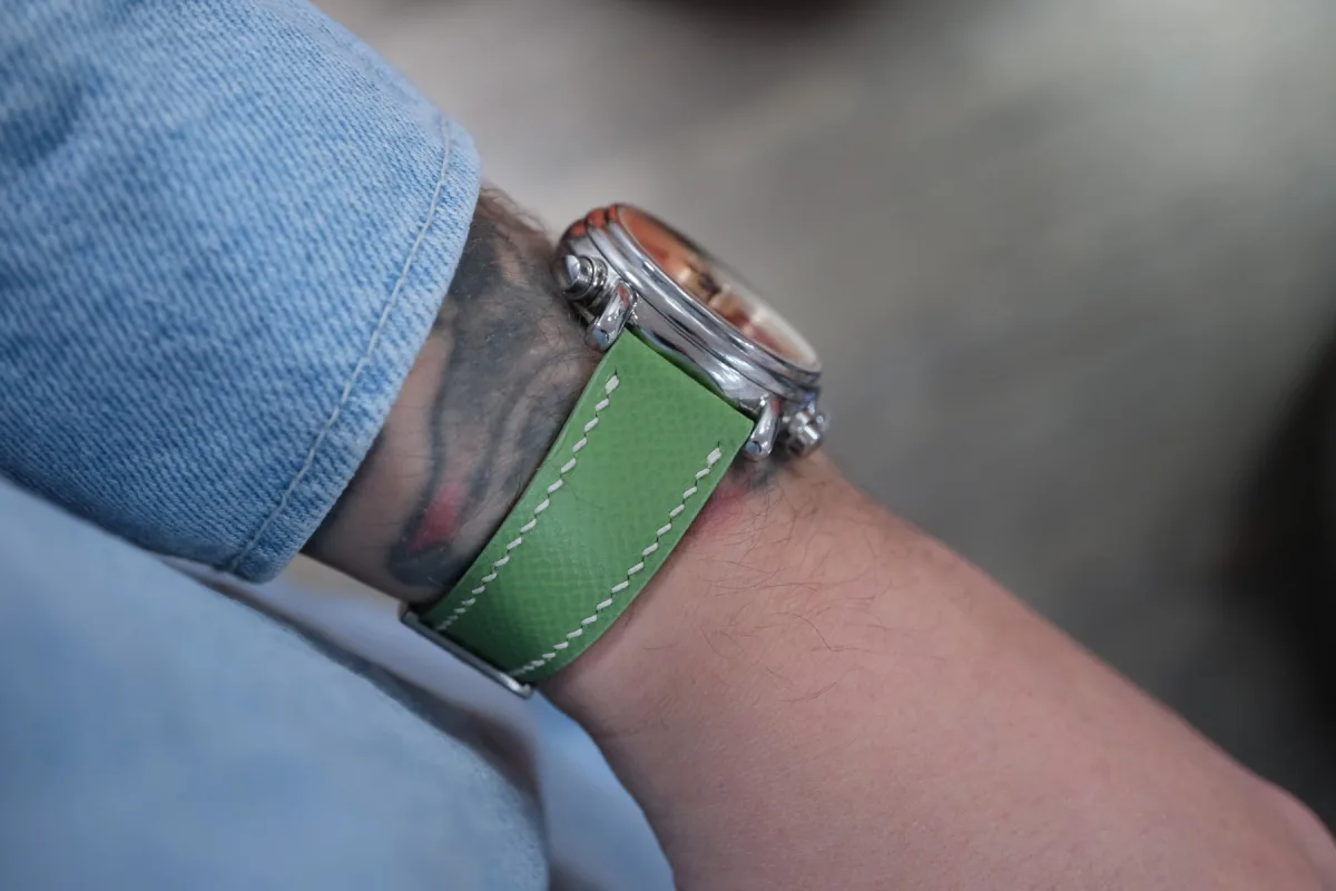 Close-up of the stainless steel case and pump pushers