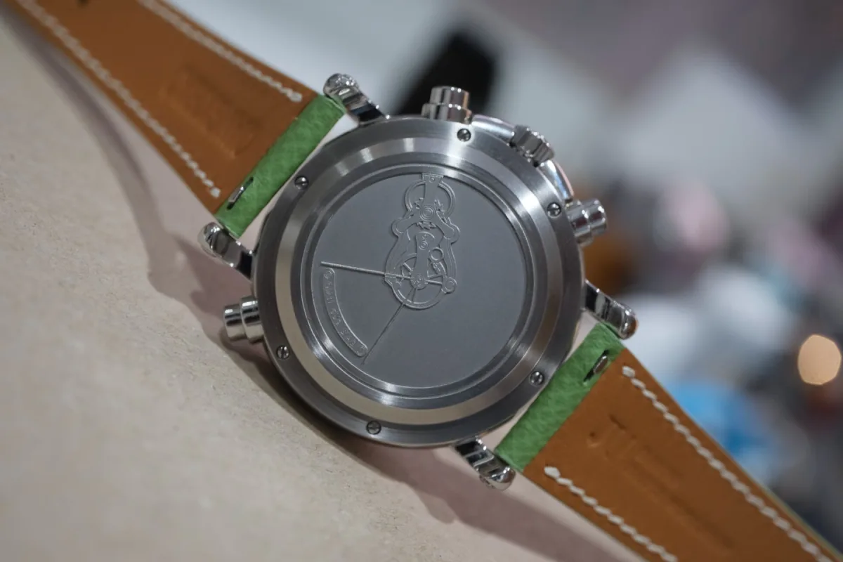 Dial layout with time shifted to 12 o'clock