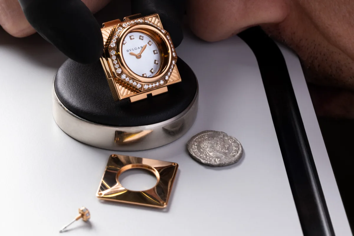 Bulgari Monete watch with Milanese mesh bracelet