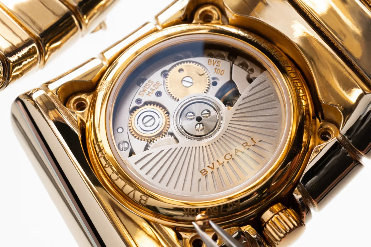 View of the automatic Lady Solotempo BVS100 caliber