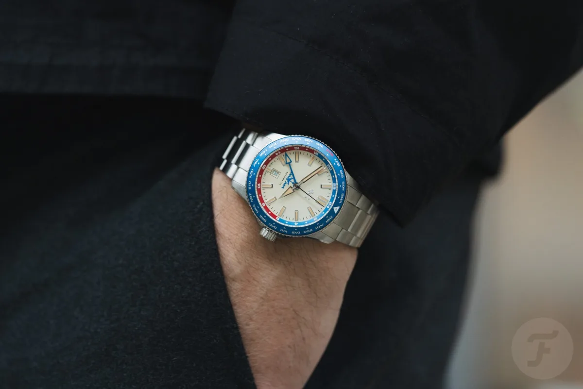 Christopher Ward C60 Clipper GMT case back and movement