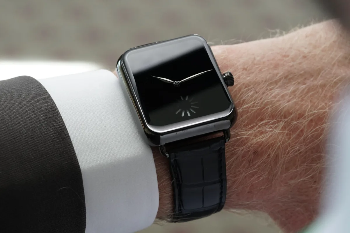 H. Moser & Cie. Swiss Alp Watch resembling Apple Watch