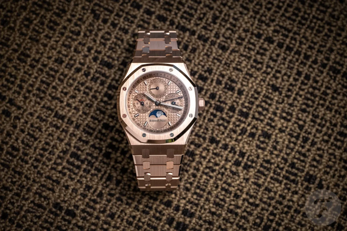 Audemars Piguet watch with intuitive calendar mechanism