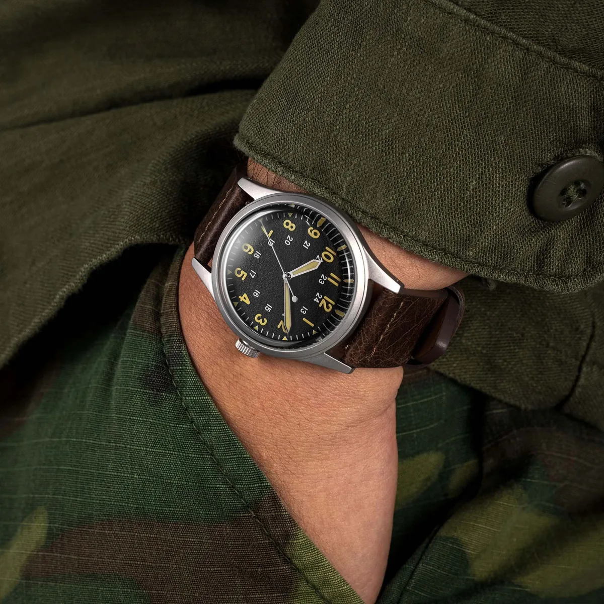 Praesidus Jungle Field Automatic 38 in an outdoor setting