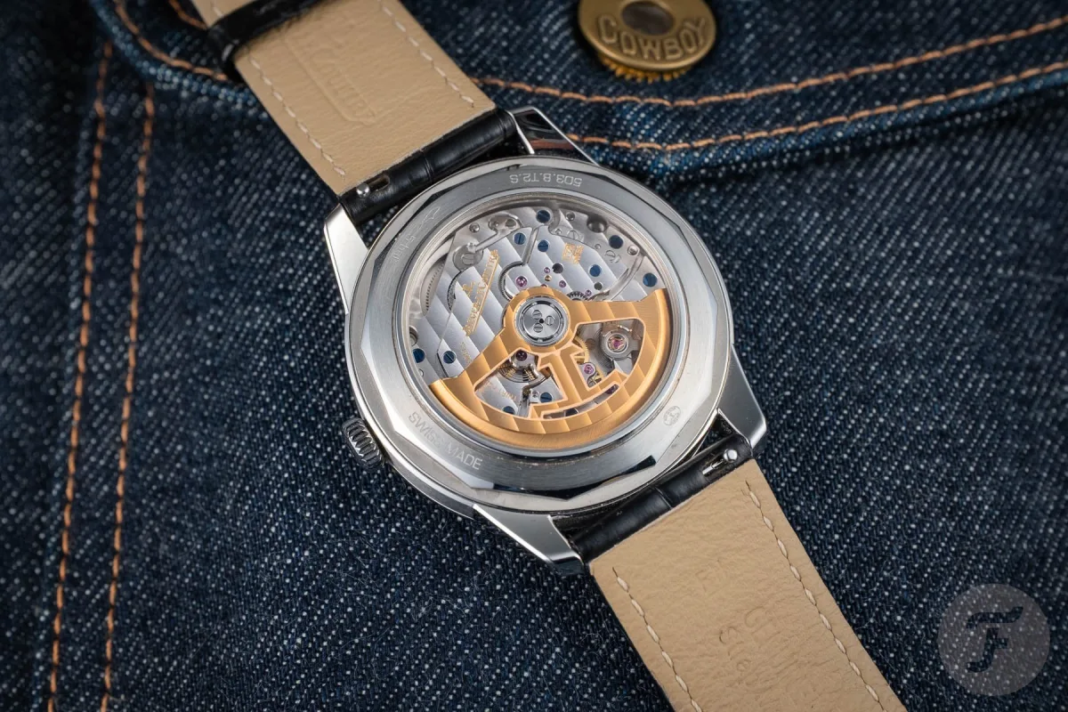JLC 772 caliber with Gyrolab balance resembling TIE fighter