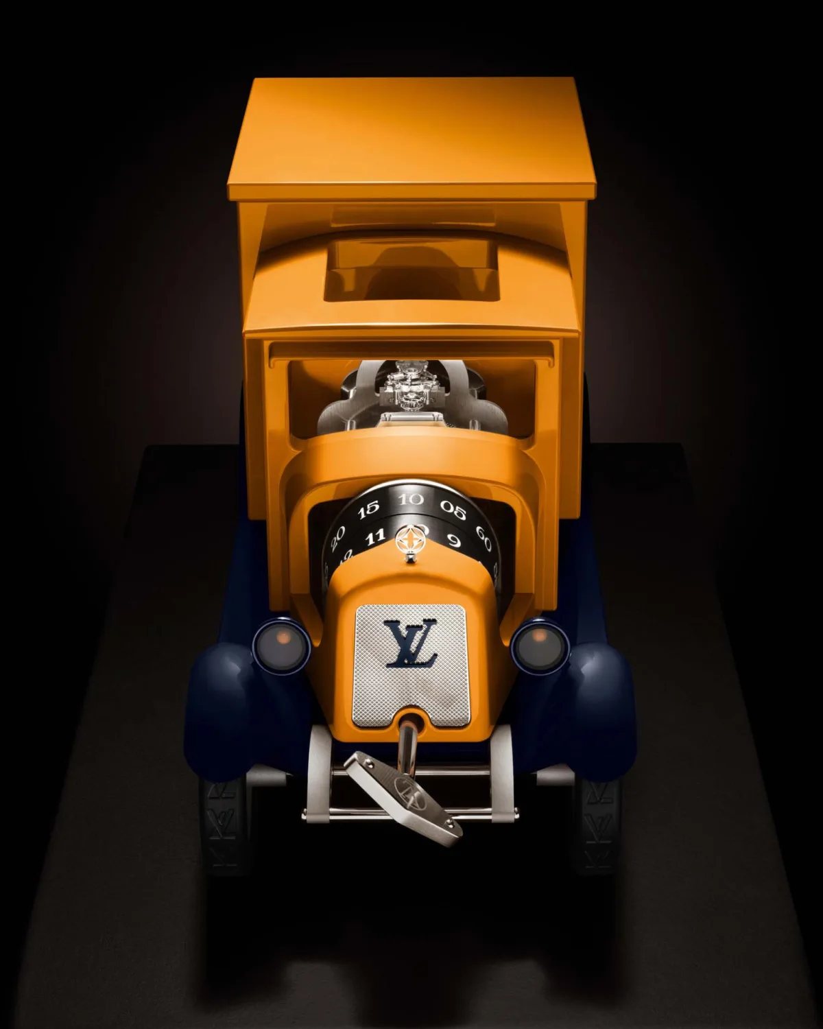 Clock design inspired by Louis Vuitton van