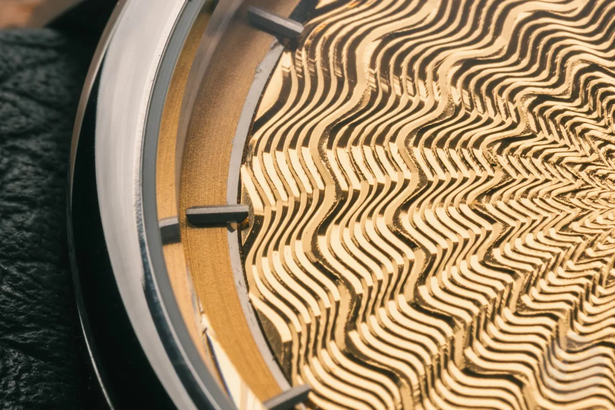 Artisan engraving process on the Venezianico Redentore Utopia II dial