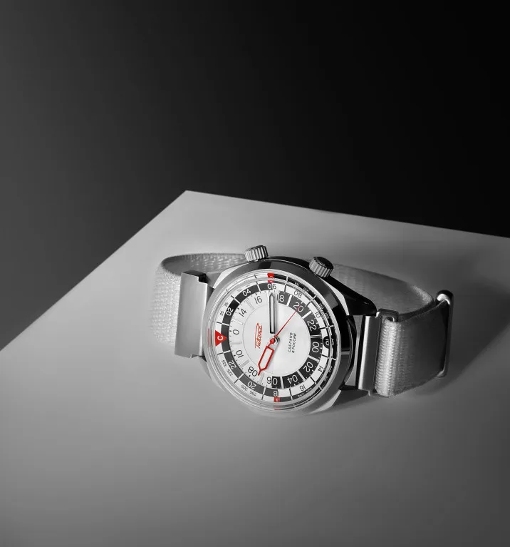 Raketa Baikonur watch luminescent dial