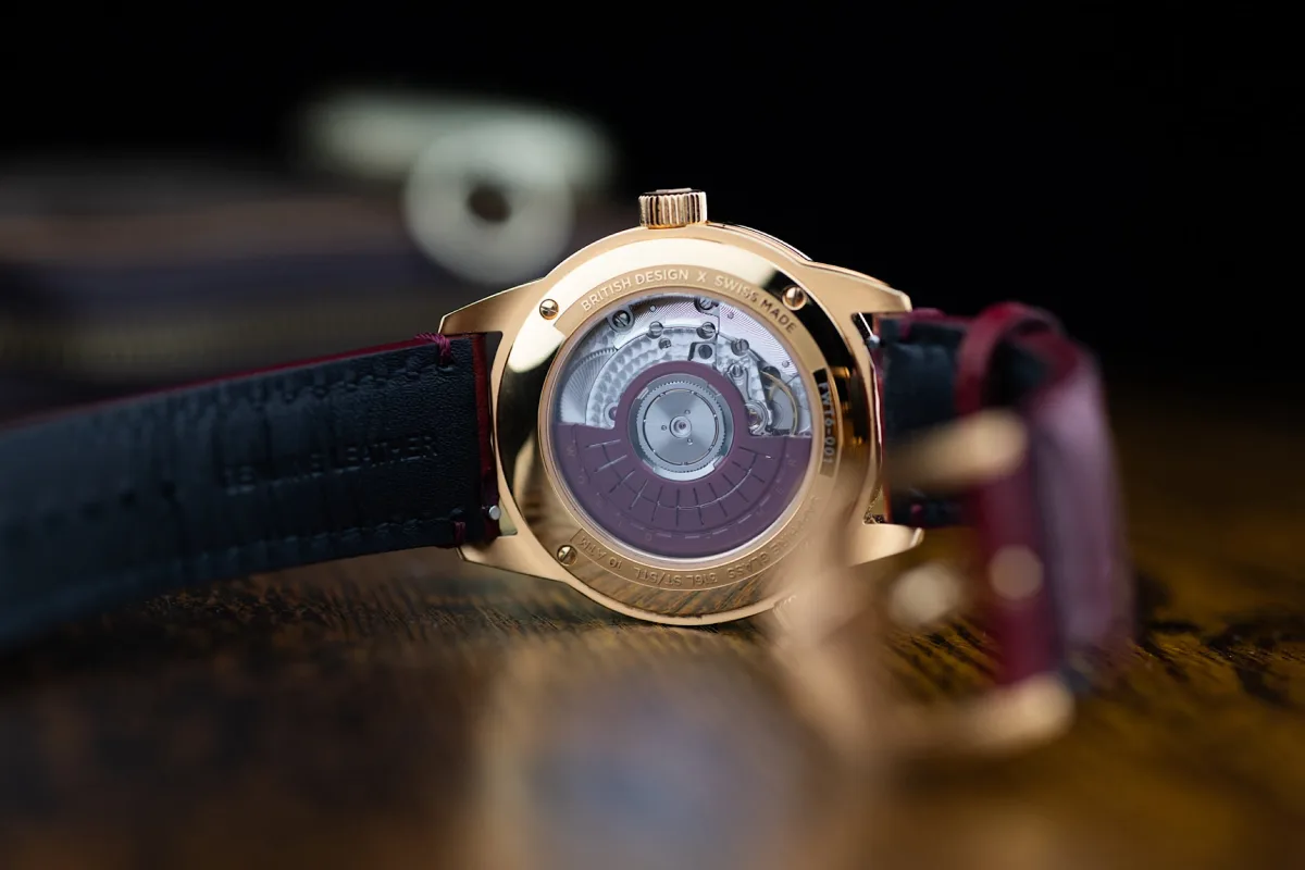 Profile view of Thorne Gold watch case