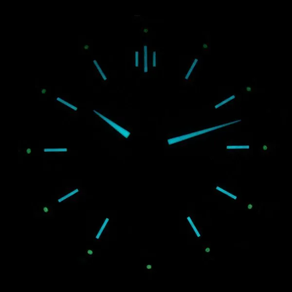 Exposed Sellita SW400 movement in DUG Purist Typ 1