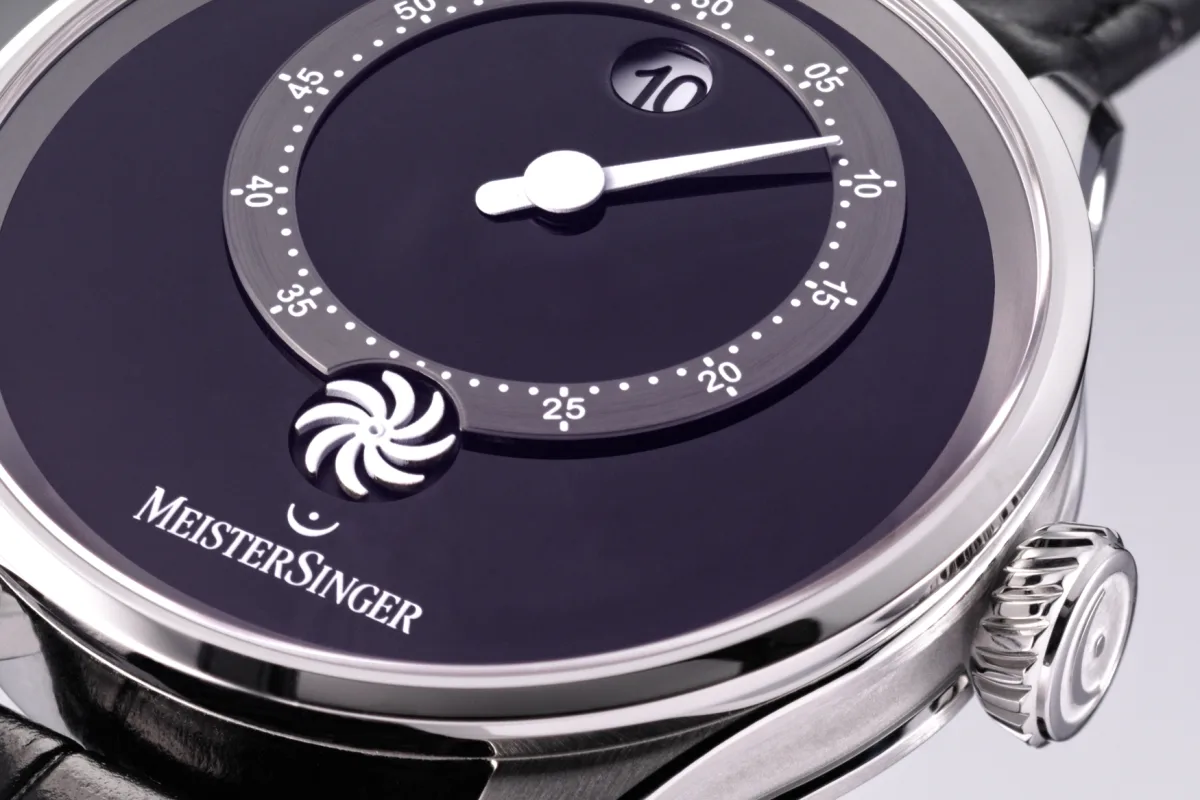 MeisterSinger Panthero Jumping Hour watch face