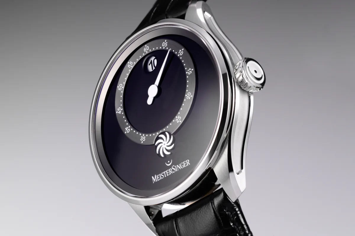 Close-up of MeisterSinger Panthero Jumping Hour watch mechanism