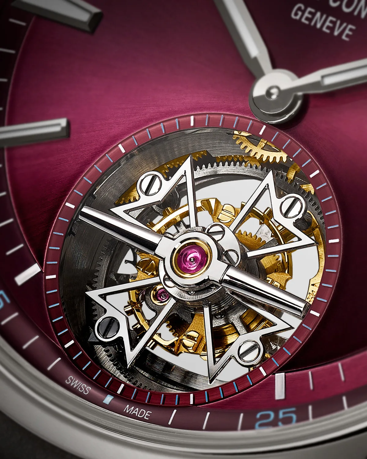 Bracelet and bezel of the Vacheron Constantin Overseas Tourbillon