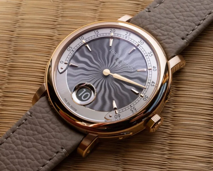 Close-up of Louis Vuitton Escale Minute Repeater movement