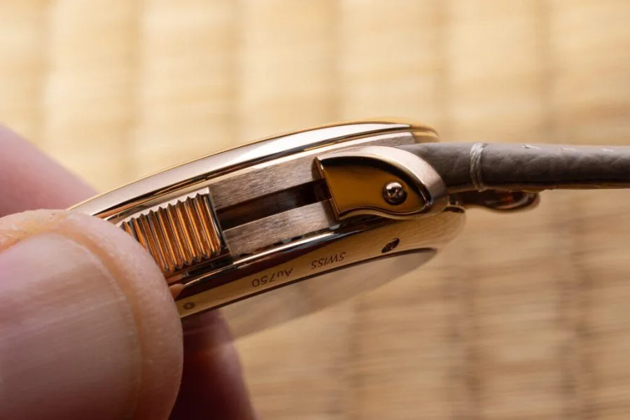 Louis Vuitton Escale Minute Repeater dial details